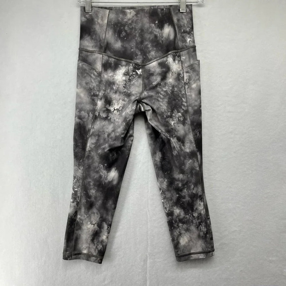 Athleta Leggings Womens Sz S Gray Salutation 2 Pockets Capri Tie-Dye Wide Waist - Picture 2 of 9